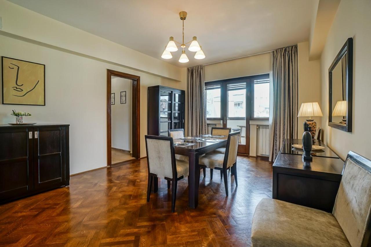 Lovely - 3 Bdr. Serviced In Old Town בוקרשט